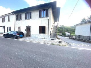 Appartamento in Vendita a Borgo Priolo, 59'000€, 95 m²