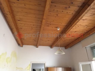 Magazzino in Vendita a Manduria, 18'000€, 65 m²