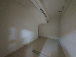Magazzino in Affitto a Messina, 200€, 25 m²