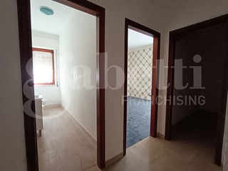 Appartamento in Vendita a Siracusa, 145'000€, 158 m²