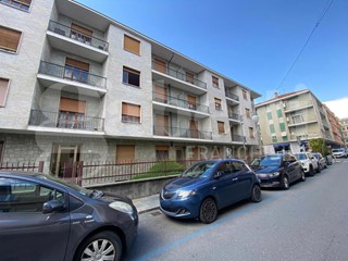 Bilocale in Vendita a Bra, 75'000€, 60 m²