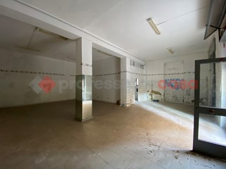 Negozio in Vendita a Livorno, 95'000&euro;, 100 m²