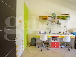 Appartamento in Vendita a Gubbio, 140'000€, 157 m²