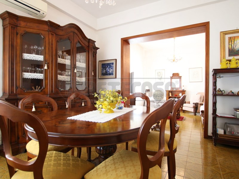 Casa Indipendente in Vendita a Vicenza, 239'000€, 264 m²