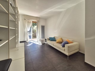 Quadrilocale in Vendita a Lerici, 160'000€, 64 m²