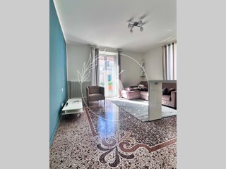 Appartamento in Vendita a Savona, 335'000€, 136 m²