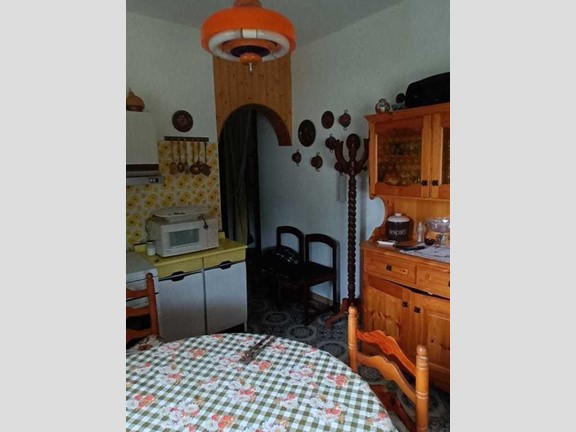 Trilocale in Vendita a Urbe, 25'000€, 51 m²