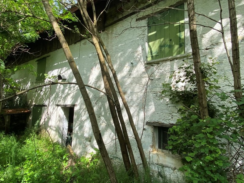 Casa Indipendente in Vendita a Tiglieto, 150'000€, 240 m²