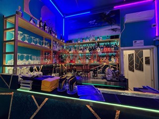 Attività commerciale in Vendita a La Spezia, zona Centro, 60'000€, 30 m², arredato