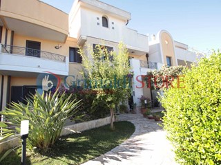 Casa Indipendente in Vendita a Lecce, 625'000€, 500 m², con Box