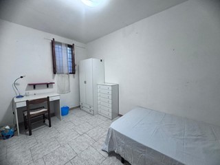 Bilocale in Affitto a Siena, 270€, 16 m², arredato