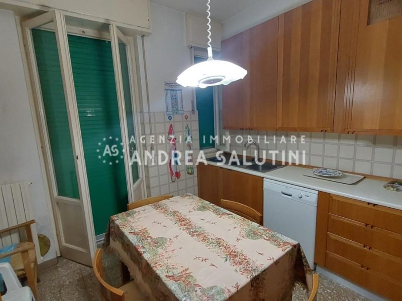 Trilocale in Vendita a Pontedera, 85'000€, 65 m², arredato