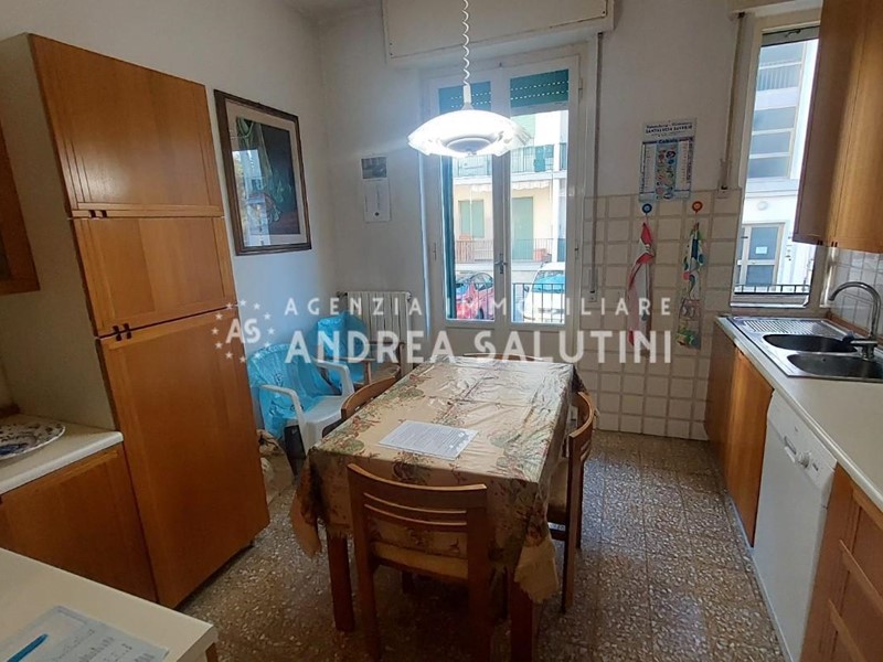 Trilocale in Vendita a Pontedera, 83'000&euro;, 65 m², arredato