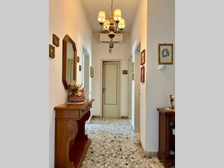 Quadrilocale in Vendita a Empoli, 155'000€, 92 m², arredato, con Box