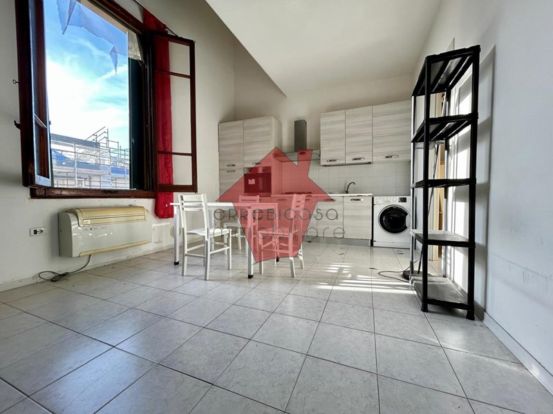 Bilocale in Vendita a Empoli, 110'000€, 47 m²