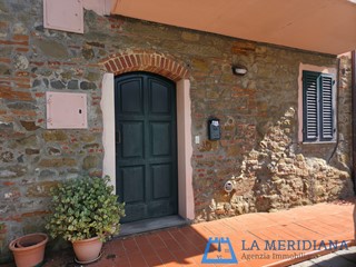 Casa Indipendente in Vendita a Vinci, 135'000€, 70 m², arredato