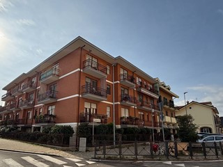 Trilocale in Vendita a Vinovo, 120'000&euro;, 78 m²