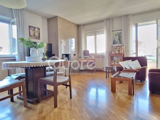 Appartamento in Vendita a Tarcento, 165'000€, 186 m²