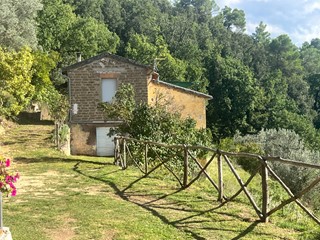 Villa in Vendita a Terni, 59'000€, 150 m²