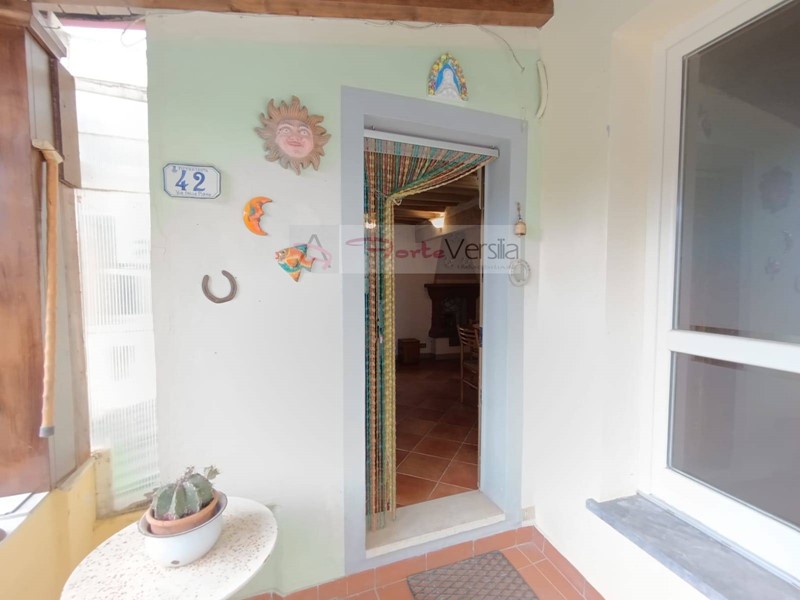 Casa Semi Indipendente in Vendita a Pietrasanta, 90'000€, 48 m²