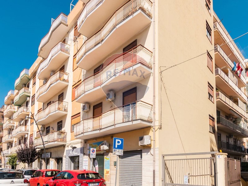 Trilocale in Vendita a Gravina di Catania, 99'000€, 90 m²