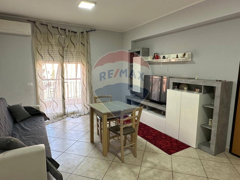 Appartamento in Vendita a Catania, 144'000&euro;, 95 m²