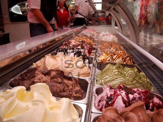 Attività commerciale in Vendita a Cavalese, 130'000€, 200 m²