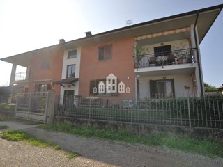 Quadrilocale in Vendita a Favria, 169'000€, 100 m²