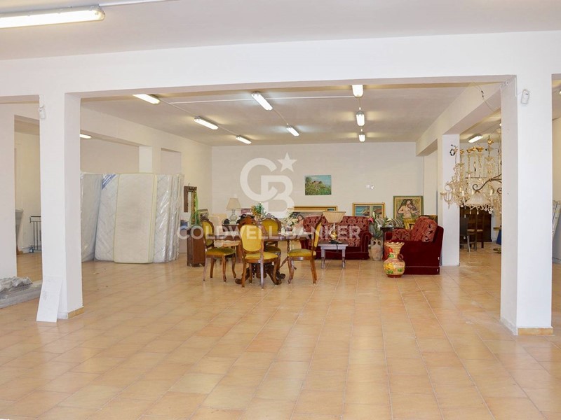 Immobile commerciale in Vendita a Fiumefreddo di Sicilia, 70'000&euro;, 172 m²