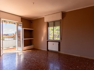 Quadrilocale in Vendita a Foligno, 83'000€, 111 m²