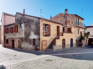 Trilocale in Vendita a Montalto di Castro, 55'000€, 94 m²