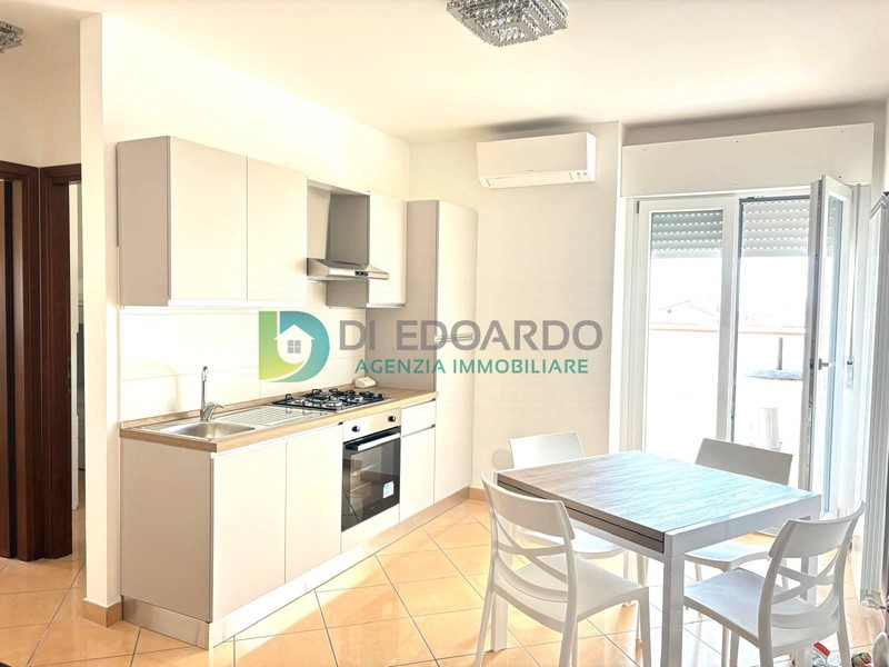 Attico in Affitto a Martinsicuro, 55 m²