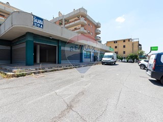 Ufficio in Vendita a Monterotondo, 50'000€, 28 m²