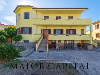 Casa Indipendente in Vendita a Oschiri, 270'000€, 480 m²