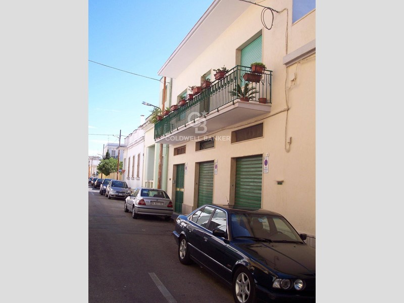 Appartamento in Vendita a Parabita, 99'000€, 106 m²