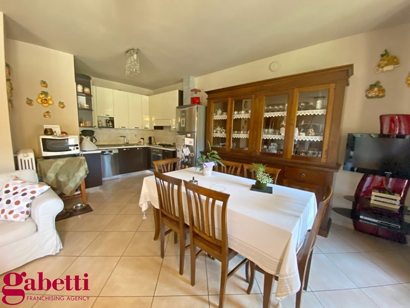 Appartamento in Vendita a Pocapaglia, 225'000€, 170 m²