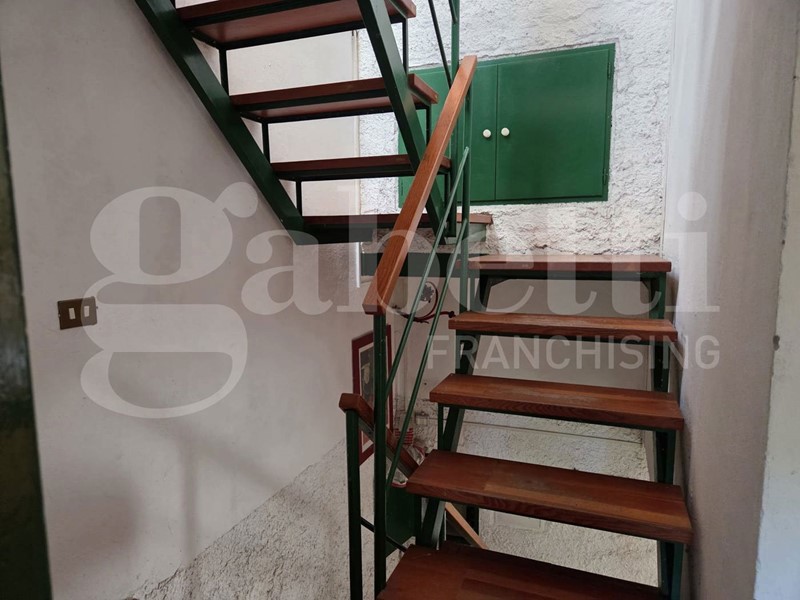 Casa Indipendente in Vendita a Alto Reno Terme, 65'000€, 170 m², arredato