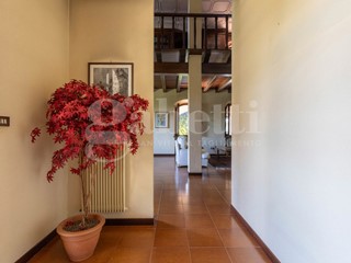 Villa in Vendita a Sesto al Reghena, 340'000€, 320 m², arredato