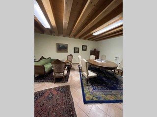 Ufficio in Affitto a Adria, 300€, 35 m², arredato