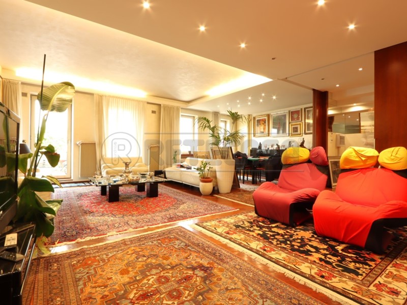 Appartamento in Vendita a Vicenza, 640'000€, 195 m²