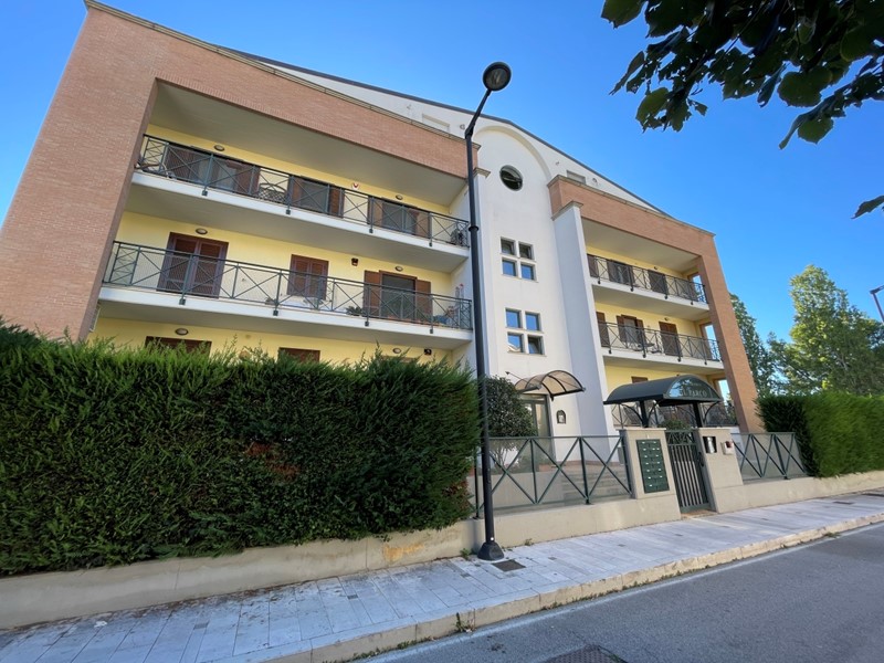 Quadrilocale in Vendita a Manoppello, 130'000&euro;, 72 m², con Box