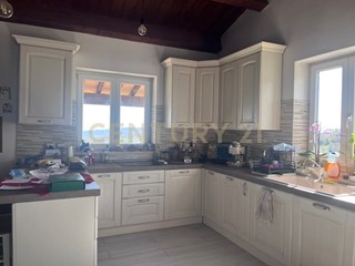 Casa Indipendente in Vendita a Manciano, 280'000€, 164 m²