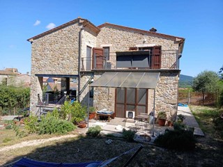 Casa Indipendente in Vendita a Manciano, 530'000€, 274 m², arredato