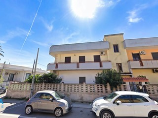 Trilocale in Vendita a Taranto, zona Talsano, 89'000€, 119 m²
