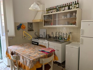 Stanza in Affitto a Siena, zona Fuori Porta Camollia, 350€, 108 m², arredato