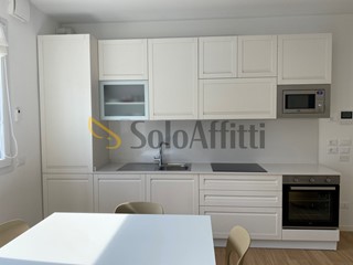 Bilocale in Affitto a Rimini, zona Ospedale, 1'100€, 45 m², arredato