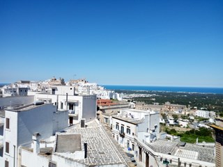 Casa Indipendente in Vendita a Ostuni, zona Centro, 240'000€, 101 m²