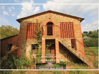 Casale in Vendita a Vinci, 115'000€, 95 m²