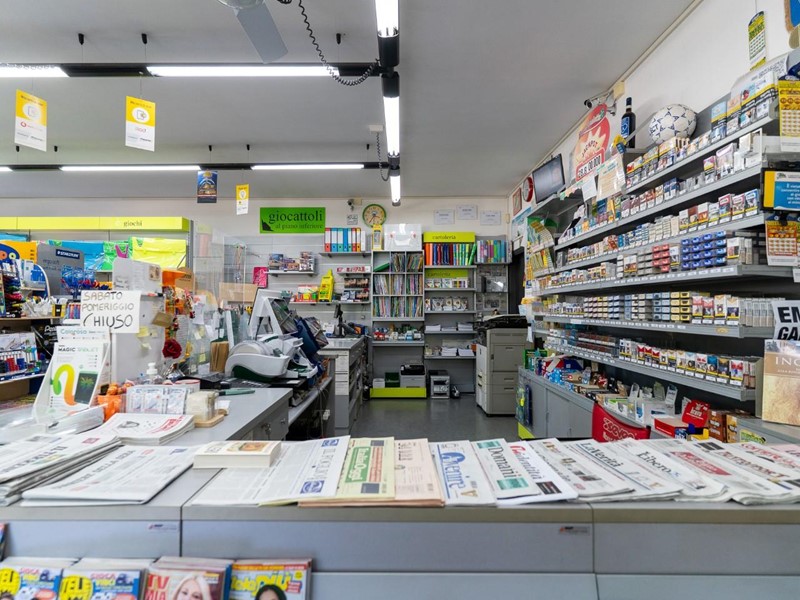 Attività commerciale in Vendita a Empoli, 139'000€, 180 m²