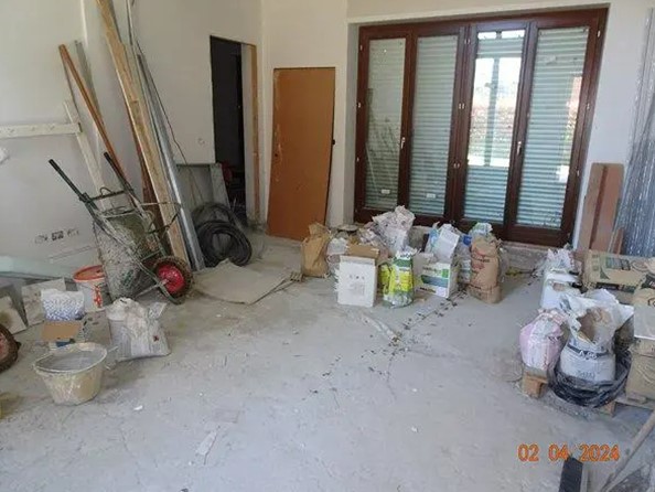 Appartamento in Vendita a Torino, 210'000€, 159 m²